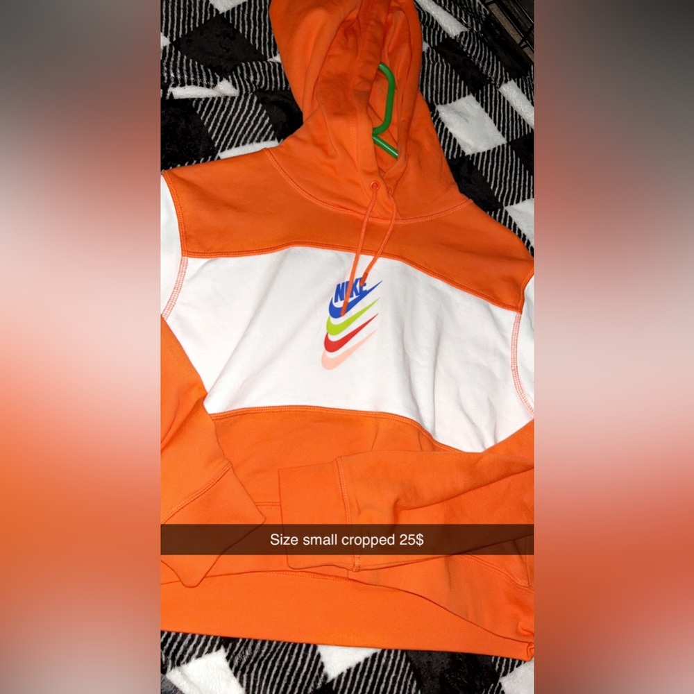 Nike cropped sweatshirt